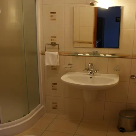 Bed & Breakfast Symfonia Smakow Pobiedziska