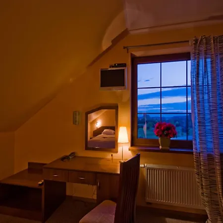 Symfonia Smakow Bed & Breakfast 3*